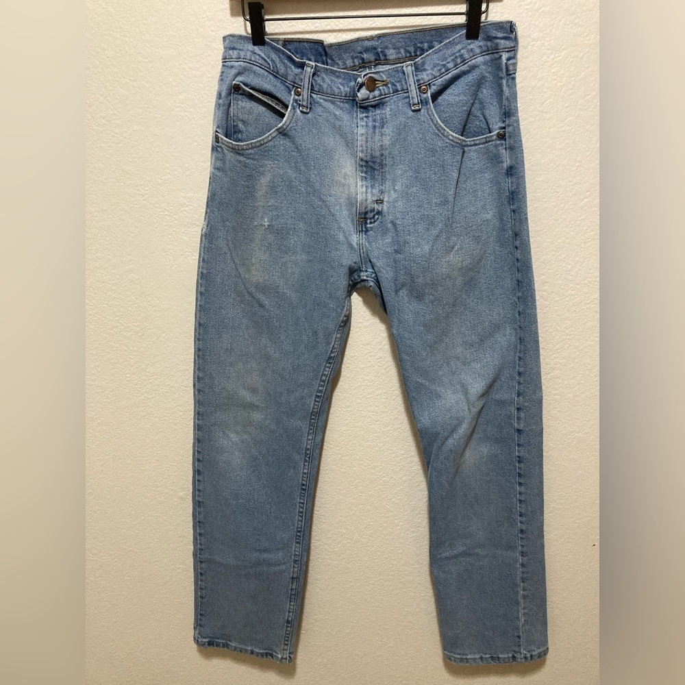 Wrangler Light Wash Straight Leg Jeans Men’s Size 32x32 Classic Denim